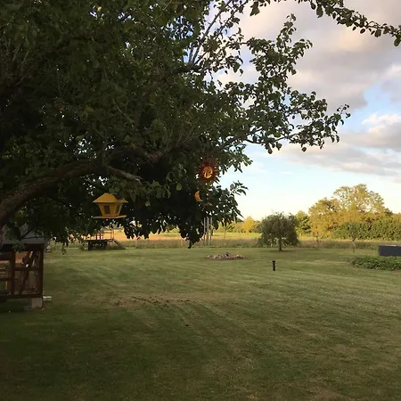 Farma Ferienresidenz Glueck Auf Dem Lande Im Ostseeland